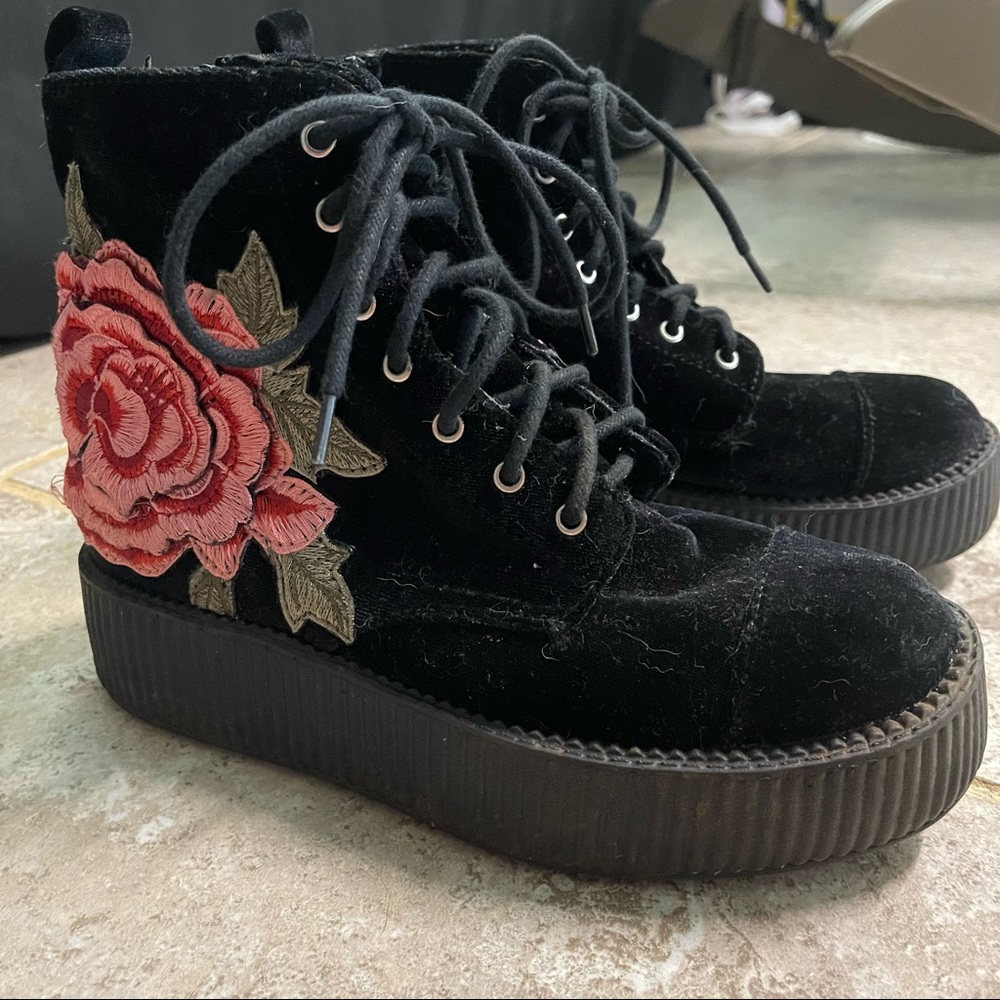T.U.K. BLACK VELVET 3D ROSE EMBROIDERED BOOTS